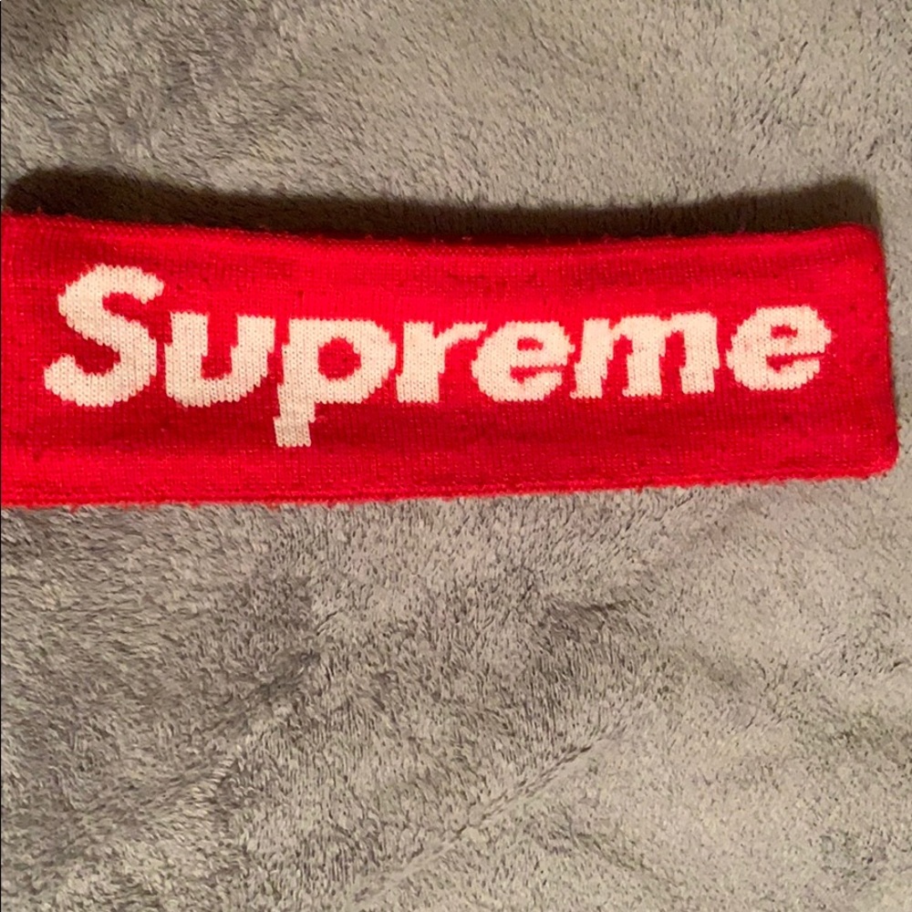Supreme headband